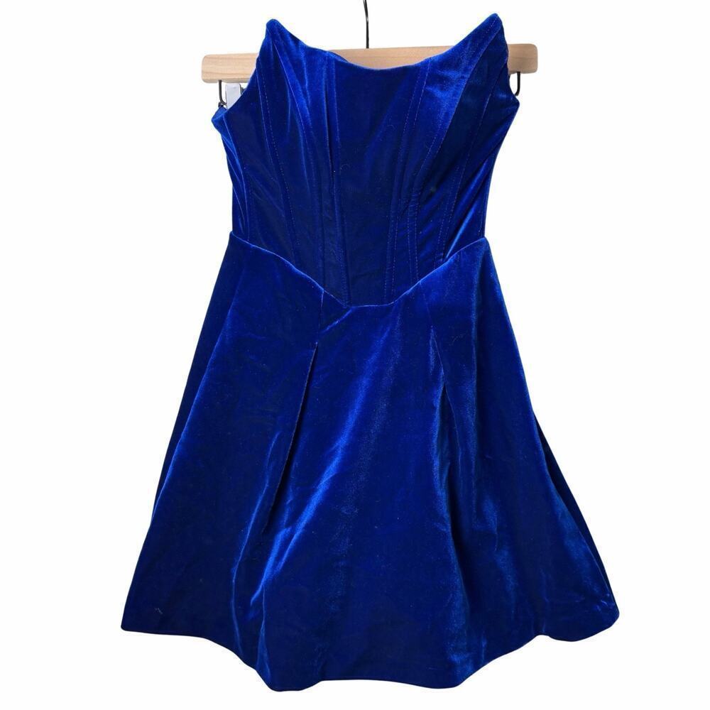 Betsy & Adam Women's Strapless Velvet Dress Made in USA Dark Blue Women’s Size 2